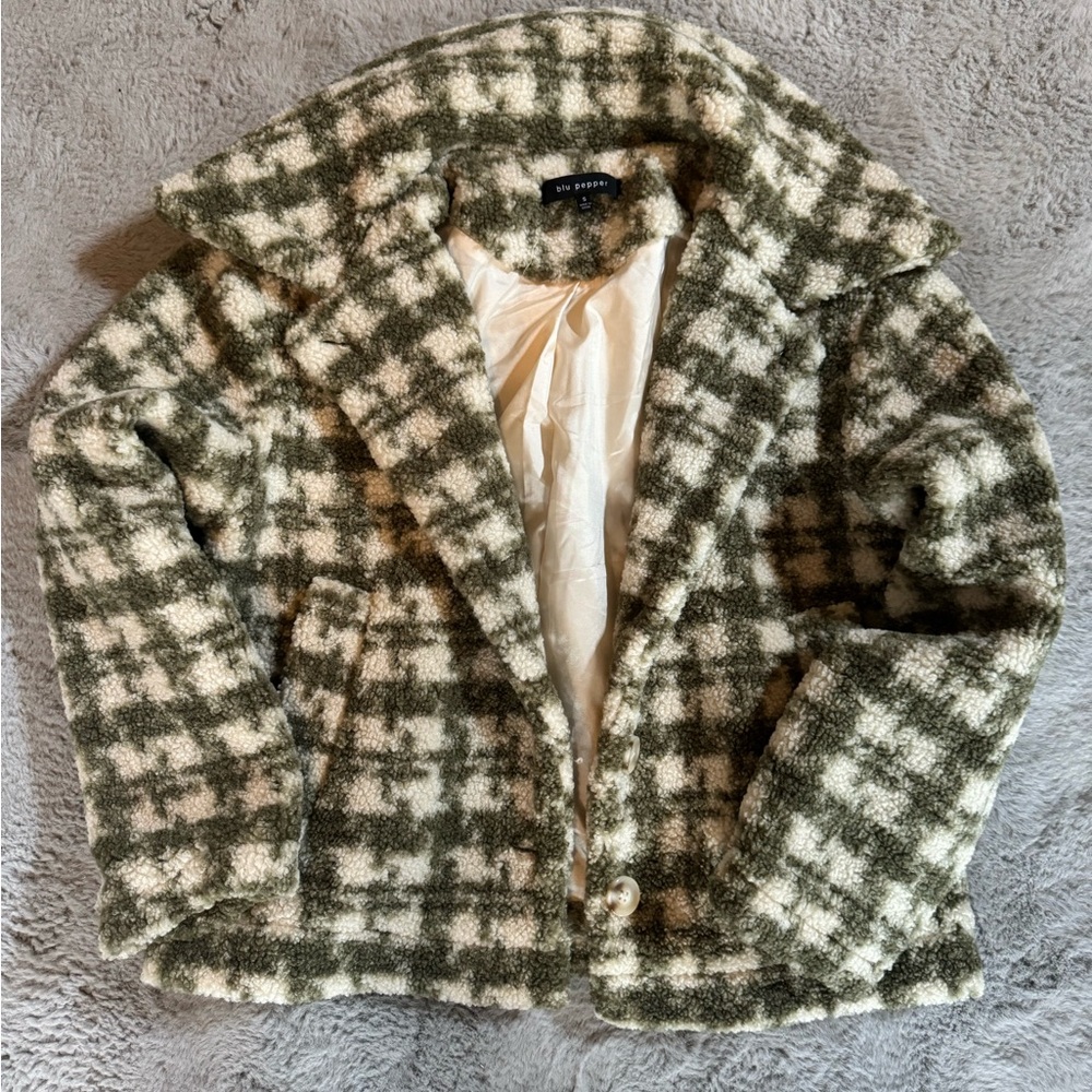 Trendy green fuzzy winter jacket